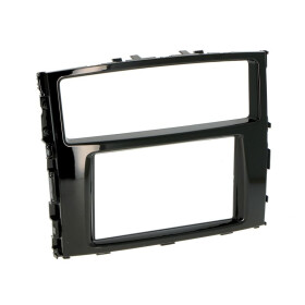 Radioblende MITSUBISHI Pajero ab 2015  2DIN piano black  Installer Kit